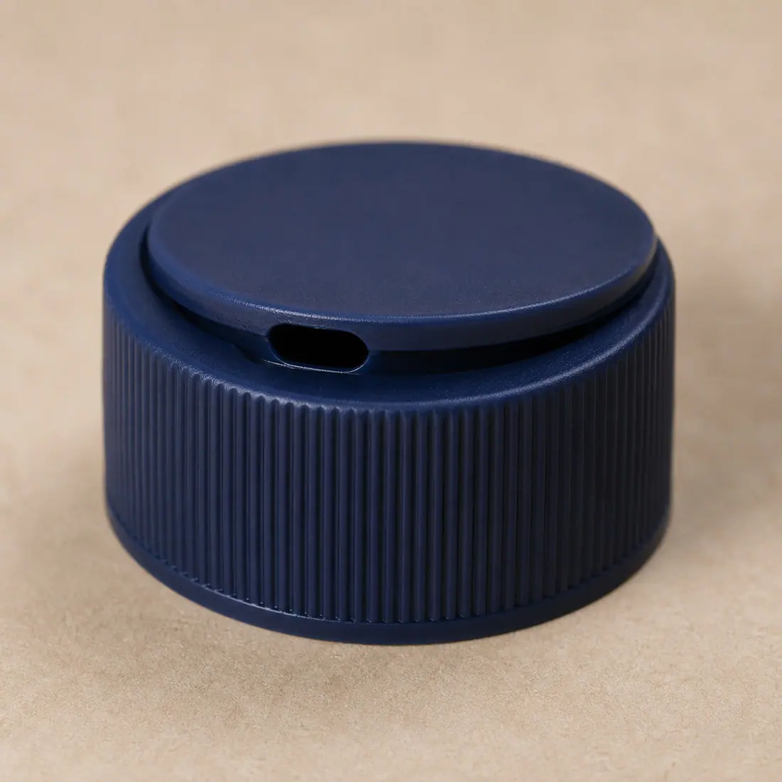 Bouchons Disc-Top pour bouteilles de vinaigrette détail du bouchon et de l'étanchéité
