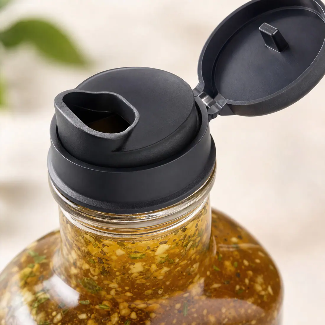 Bouteilles pour marinades et sauces grillades détail du bouchon et de l'étanchéité