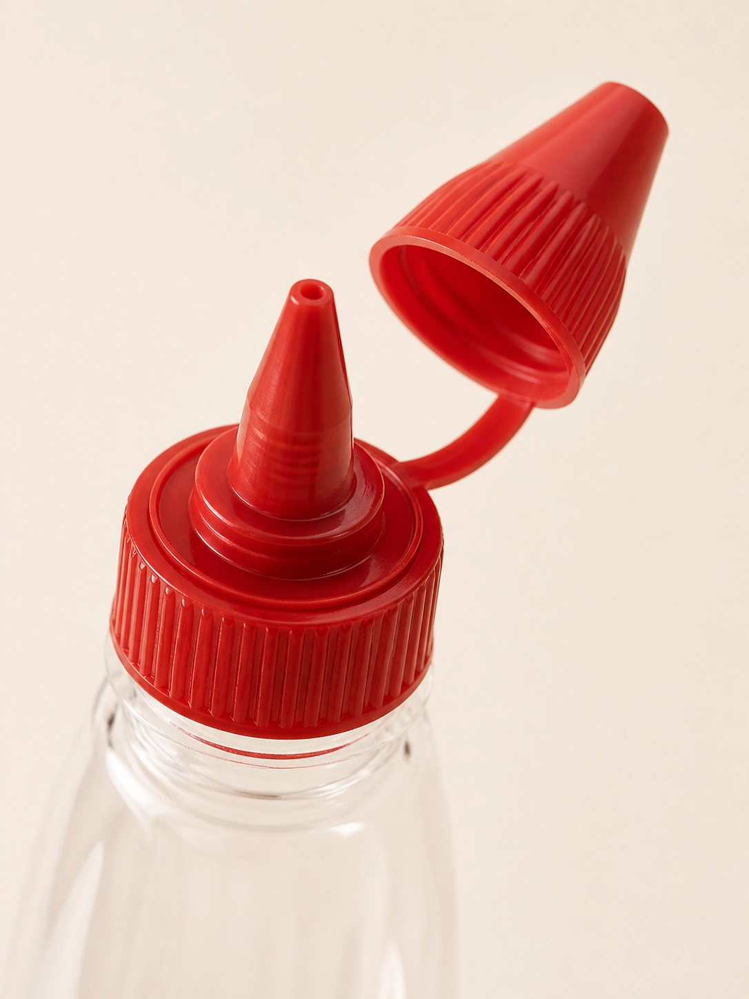 Flacons pour sauces 15 et 30 ml détail du bouchon et de l'étanchéité
