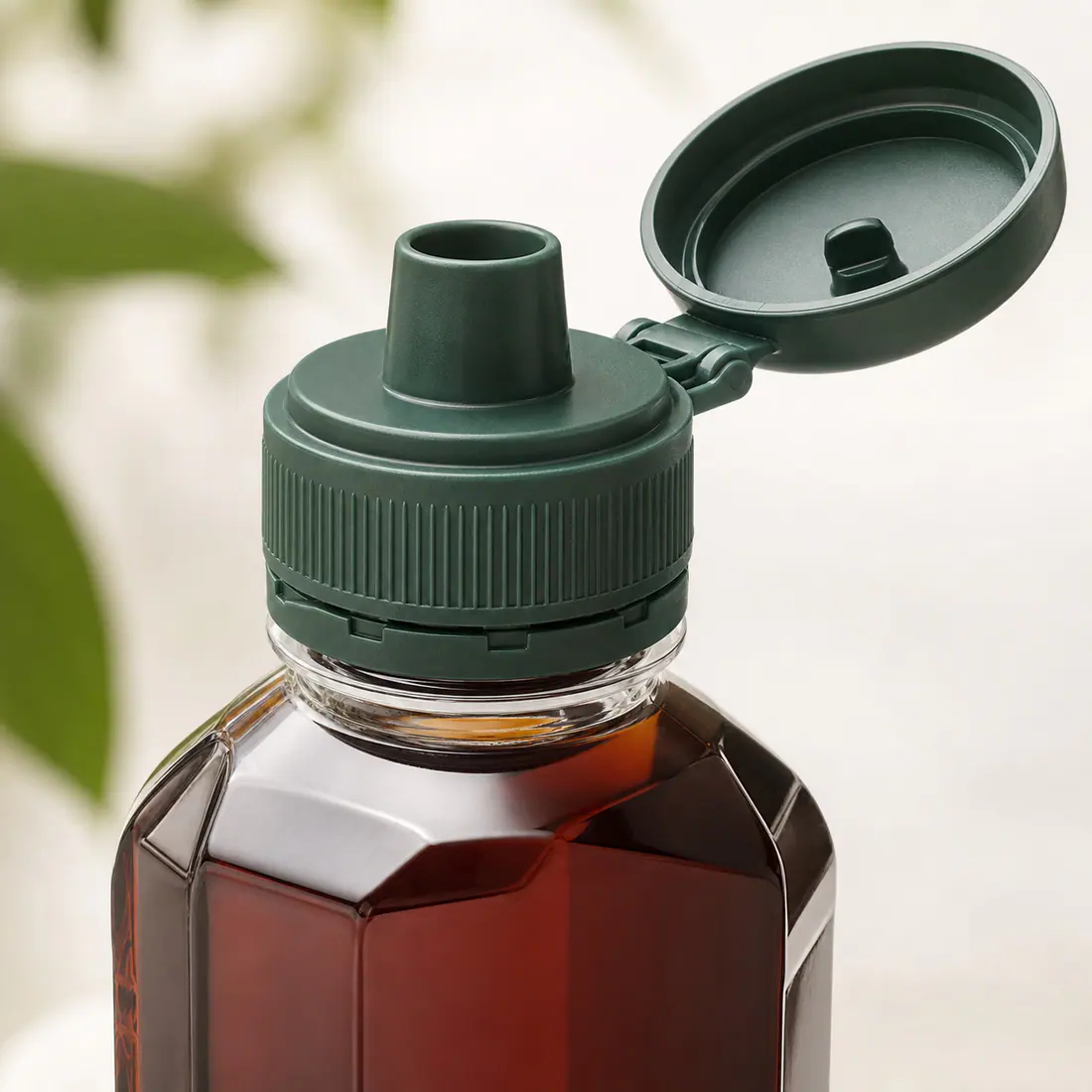 Bouteilles de sauce soja en PET détail du bouchon et de l'étanchéité