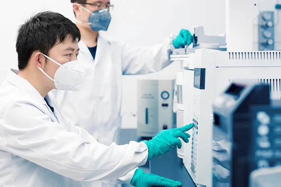 Développement d'un prototype d'emballage dans le laboratoire Gracepack